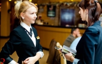 Сколько денег приносит работа официантом в Киеве?