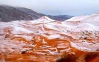 В Сахаре выпал снег (ФОТО)