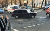 В Киеве на Подоле жестко столкнулись два автомобиля
