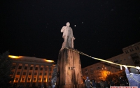 В Житомире больше нет Ленина. Как это было (ВИДЕО)