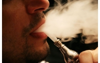 Курение кальяна грозит туберкулезом, гепатитом и пародонтозом