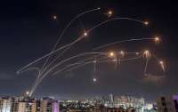 ХАМАС обстреливает ракетами центральную часть Израиля (видео)