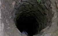 СБУшник утопил полицейского в колодце (видео)