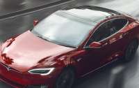 Tesla увеличила заряд новой Model S до 830 км