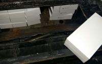 Во Львовской области задержан автобус с 46 iPhone