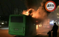 В Киеве на Окружной сгорела маршрутка