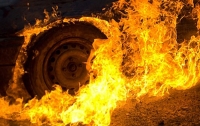 В Киеве вспыхнул автомобиль