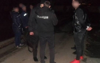 Прохожие поймали грабителя и держали его до приезда копов