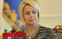 Герман выступает за введение моратория на закрытие школ в Украине