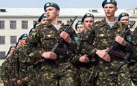 Украинские парни массово рвутся в армию