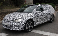 Новый Volkswagen VII Golf в кузове универсал появится в начале 2013 года (ФОТО)