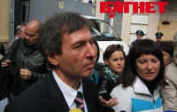Адвокат Тимошенко сожалеет, что камеры запечатлят только обвинительный приговор