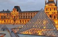 Зухвале пограбування Лувру у Парижі тривало 7 хвилин