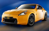 На спортивный Nissan 370Z  установили настраиваемый глушитель (ФОТО)