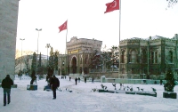 Лютая зима парализовала Турцию