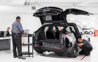 Tesla открыла платформу для ремонта третьими лицами после жалоб в Комиссию ЕС