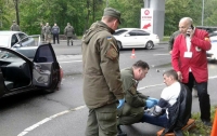 Серьезное ДТП в Киеве: нацгвардейцы спасали пострадавших