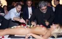 В Лондоне открылся самый эротический ресторан (ФОТО)