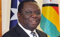 Премьер Зимбабве публично извинился перед своими любовницами