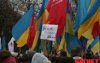 На Евромайдане поймали двух «титушек»- провокаторов с оружием