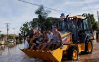 Проливные дожди в Бразилии стали причиной гибели не менее 100 человек