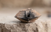 Ізраїльські археологи знайшли тисячолітній амулет