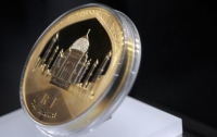 Во Франции выпустили монету в 100 тысяч евро