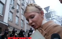 «Лежачая» Тимошенко отказывается менять свою позицию