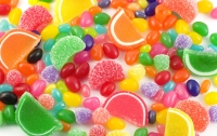 Диетологи рассказали, какая сладость очищает организм от токсинов