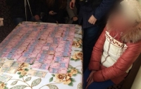 Жительница Хмельницкой области продавала бродягам своего ребенка (видео)
