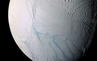 Астрономы обнаружили на спутнике Сатурна тёплый океан
