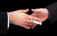 Минюст «урежет» подарки чиновникам в антикоррупционных целях