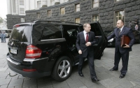 В Минюсте лгут, что министр Александр Лавринович не ездит на черном Mercedes-Benz (ДОКУМЕНТ)