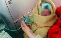 В Запорожье новорожденную девочку выбросили на улицу
