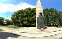 В Донецкой области рушится памятник Тарасу Шевченко