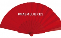 Испанские кинозвезды поддержат права женщин красными веерами