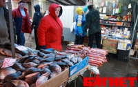 Украинцев хотели отравить 504-ю килограммами колбасы неизвестного происхождения