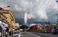 Водяной смерч, обрушившийся на Сан-Ремо, попал на видео