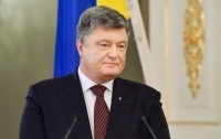 Порошенко примет участие в заседании Украина-НАТО, несмотря на угрозы Венгрии