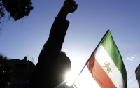 Флаг США сожгли в Иране из-за решения Трампа по ядерной сделке