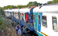 В Италии два поезда столкнулись лоб в лоб