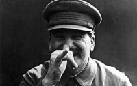СБУ возбудила уголовное дело против Сталина