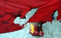 В Киеве националисты на 1 мая поиздевались над «левыми» (ВИДЕО)