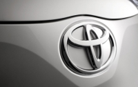 Toyota покажет во Франкфурте новый гибрид