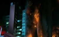 В Бразилии рухнула горящая высотка, полиция выясняет судьбу 34 человек