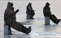 Вне закона. В Украине запретили зимнюю рыбалку