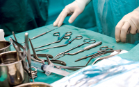 В Черновцах на операционном столе у женщины остановилось сердце
