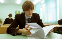 Украинским школьникам снова предлагают фальшивые сборники