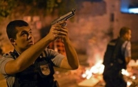 14 человек расстреляли в бразильском ночном клубе