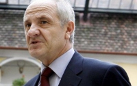 Президент Косово подал в отставку